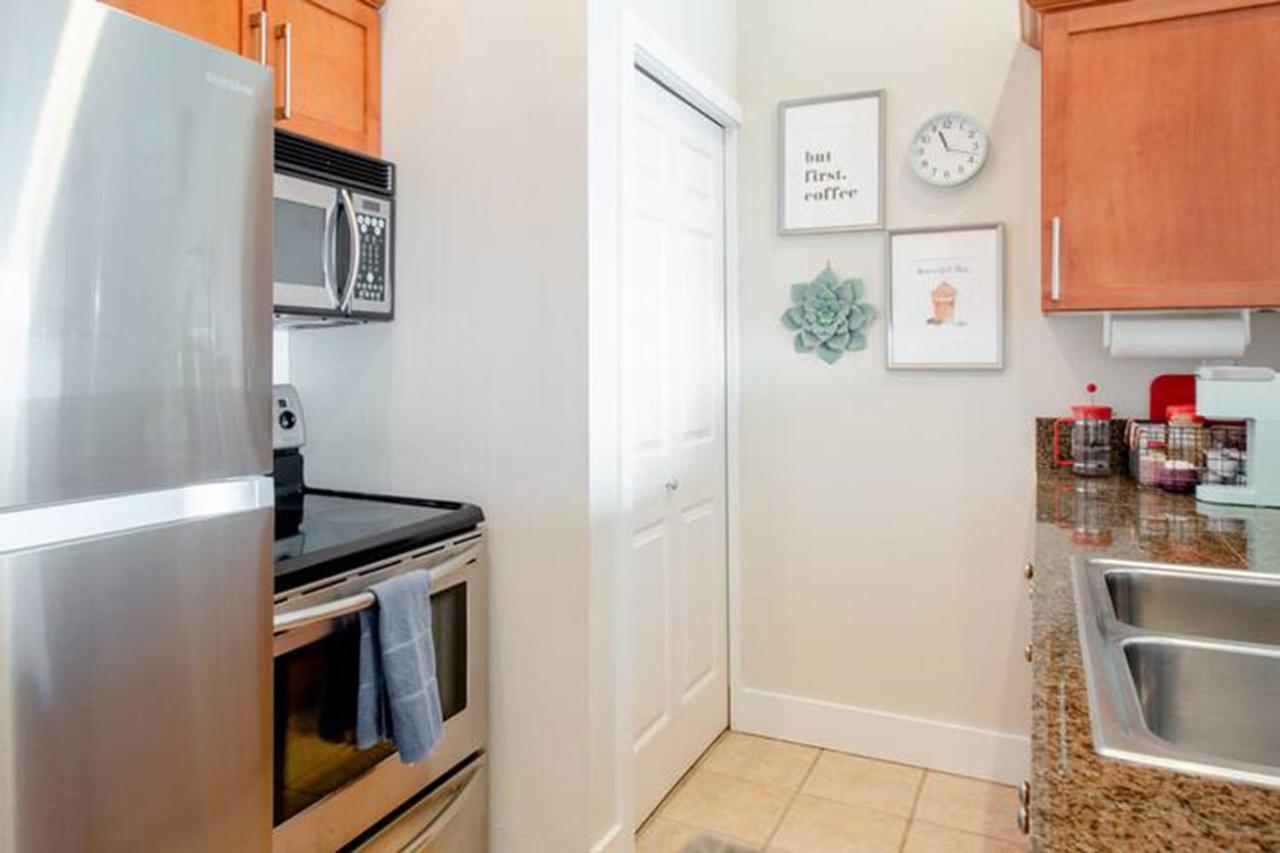 סיאטל Top Floor Water View Oasis Near Space Needle & Cruise מראה חיצוני תמונה